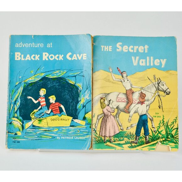 The Secret Valley Adventure at Black Rock Cave Books Lot of 2 Vintage - Picture 1 of 4